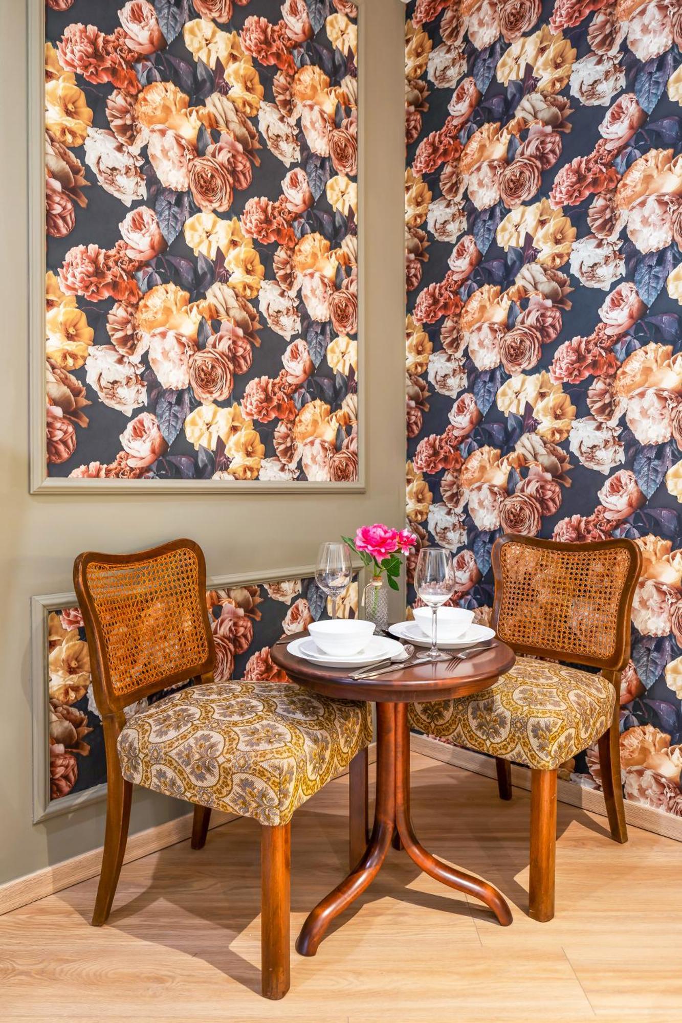 Stylish Flower Power Studio - Close To City Center & Public Transport - Ac & Wifi Wien Exteriör bild